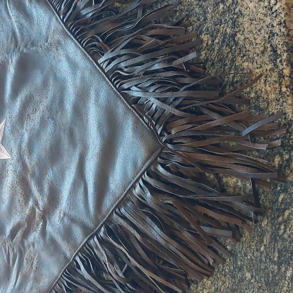 Hiend Accent Laredo table runner - NWT - Picture 3 of 6